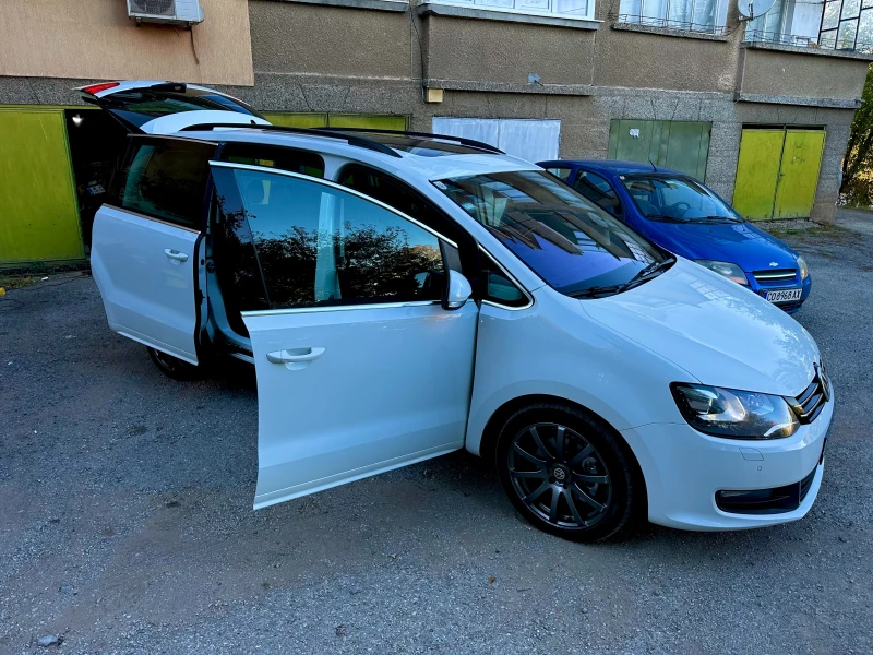 VW Sharan 2.0 TDI, снимка 6 - Автомобили и джипове - 47919935