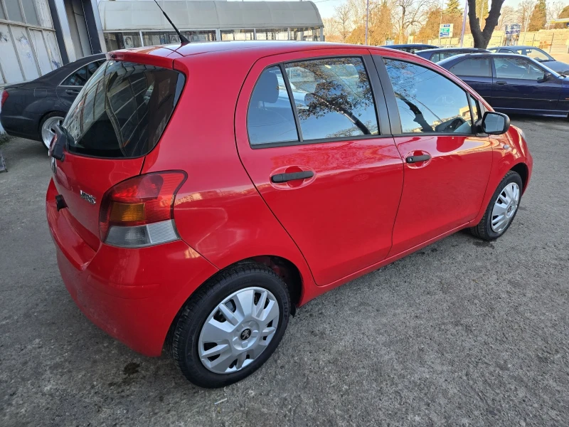 Toyota Yaris, снимка 3 - Автомобили и джипове - 48357705