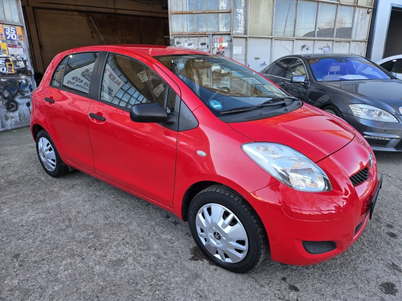 Toyota Yaris, снимка 2 - Автомобили и джипове - 48357705