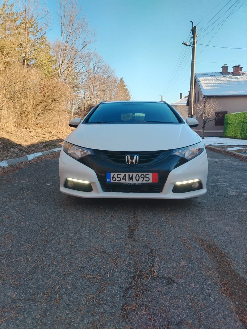 Honda Civic Tourer 1, 8 Sport , NAVI, снимка 3 - Автомобили и джипове - 48718519