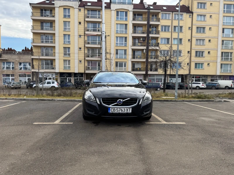 Volvo V60, снимка 17 - Автомобили и джипове - 49454793