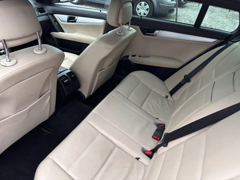Mercedes-Benz C 220 CDI Avantgarde, снимка 10 - Автомобили и джипове - 49338575
