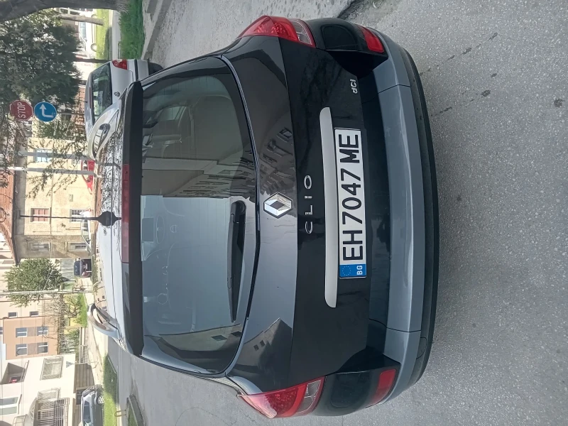 Renault Clio, снимка 6 - Автомобили и джипове - 52556403