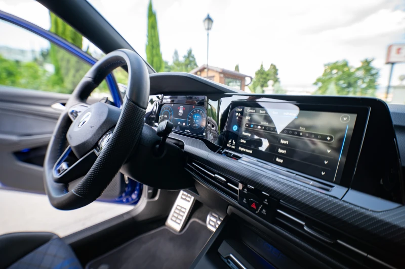 VW Golf R PERFORMANCE, снимка 9 - Автомобили и джипове - 52427243