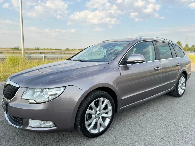 Skoda Superb 2.0 TDI / ELEGANCE / PARKTRONIC , снимка 3 - Автомобили и джипове - 51119438