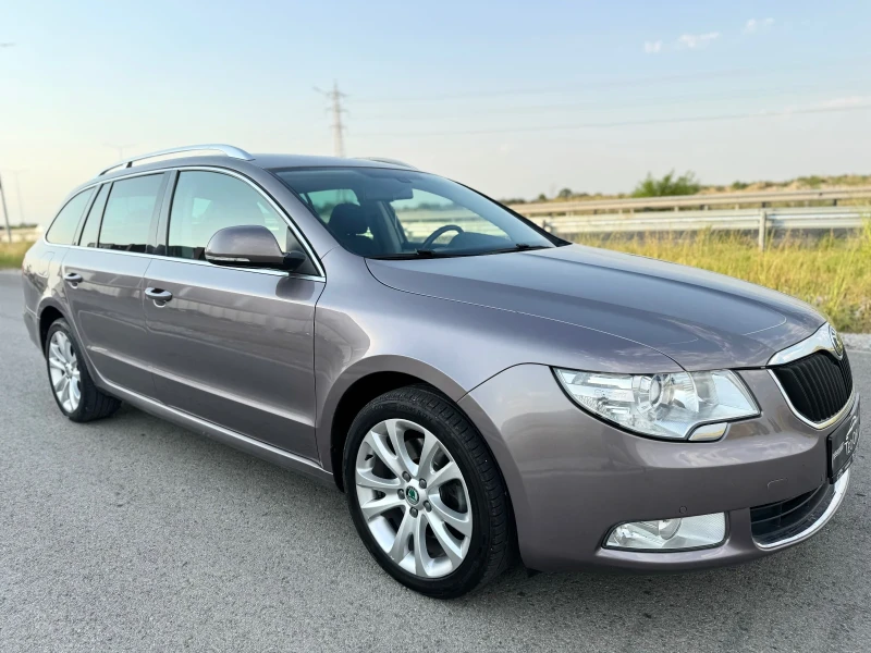 Skoda Superb 2.0 TDI / ELEGANCE / PARKTRONIC 