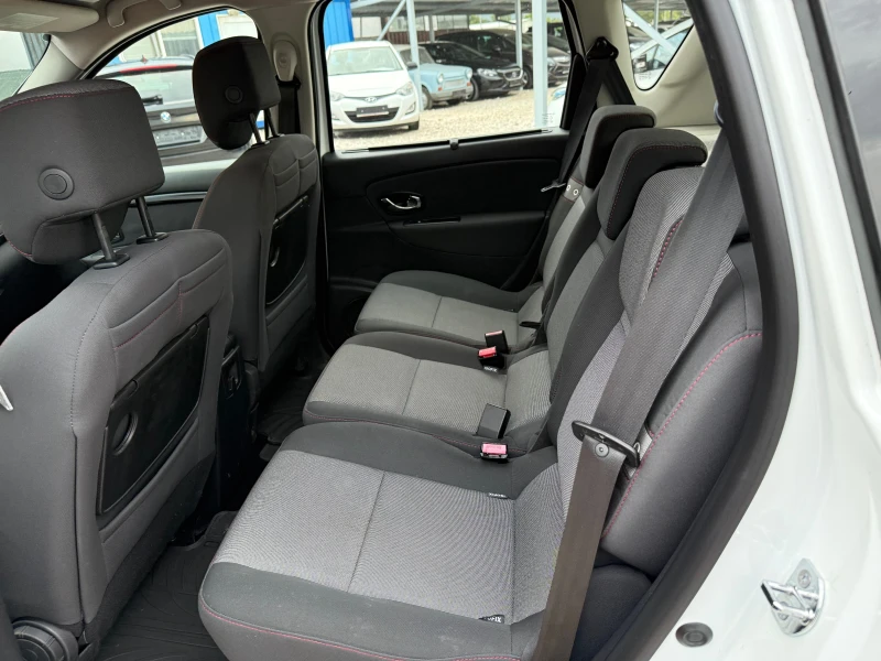 Renault Scenic 1, 5 DCI 110кс. РЕАЛНИ 171000км., снимка 13 - Автомобили и джипове - 51548544