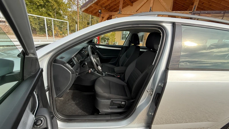 Skoda Octavia 1.6TDI/116к.с./EURO 6B/NAVI/LED/ВНОС ОТ ИТАЛИЯ, снимка 12 - Автомобили и джипове - 52143460
