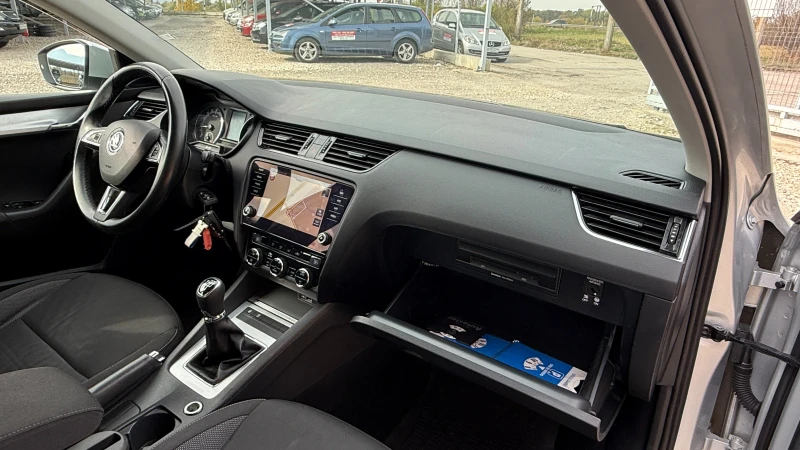 Skoda Octavia 1.6TDI/116к.с./EURO 6B/NAVI/LED/ВНОС ОТ ИТАЛИЯ, снимка 14 - Автомобили и джипове - 52143460