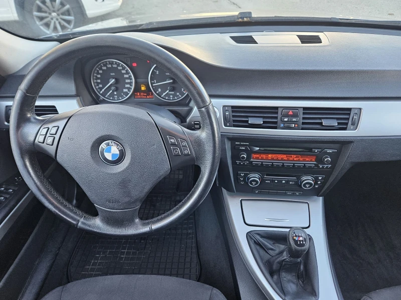 BMW 318 2.0 143к.с, снимка 14 - Автомобили и джипове - 52525469