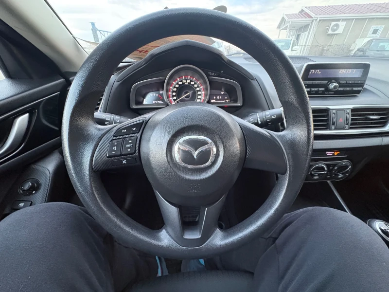 Mazda 3, снимка 12 - Автомобили и джипове - 52539103