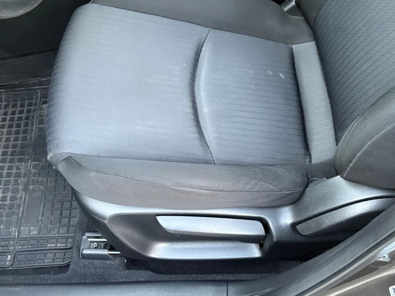 Mazda 3, снимка 3 - Автомобили и джипове - 52539103