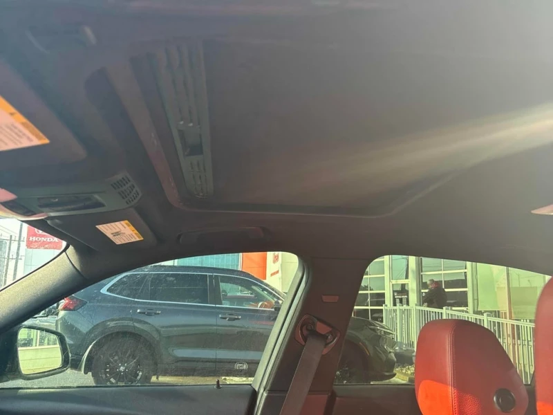 BMW 335 * 335i xDrive * CARFAX * БЕЗ ПЪРВОНАЧАЛНА ВНОСКА, снимка 10 - Автомобили и джипове - 53048053