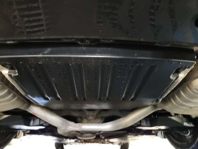 Mercedes-Benz C 300 / ОБДУХВАНЕ / 360 / PANO / CARFAX, снимка 15 - Автомобили и джипове - 53246431