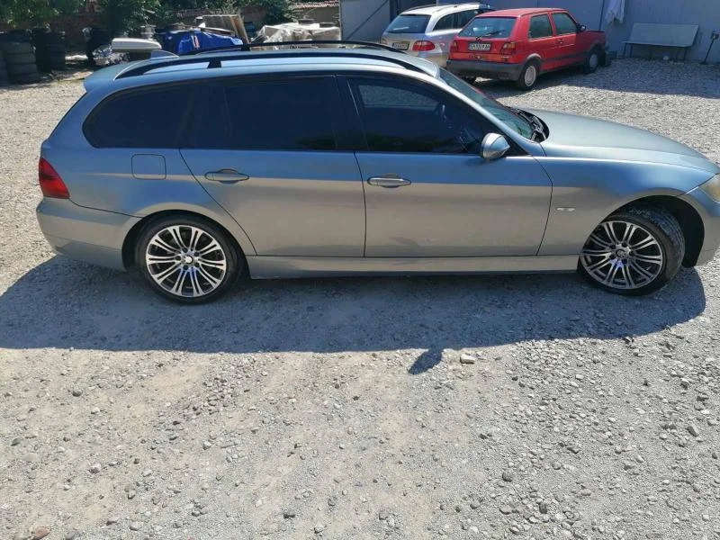 BMW 320 320D, снимка 4 - Автомобили и джипове - 31079401