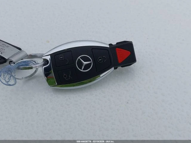 Mercedes-Benz C 300 * ПАНОРАМА* KEYLESS* КОЖА* ПОДГРЕВ* КАМЕРА, снимка 14 - Автомобили и джипове - 53938312