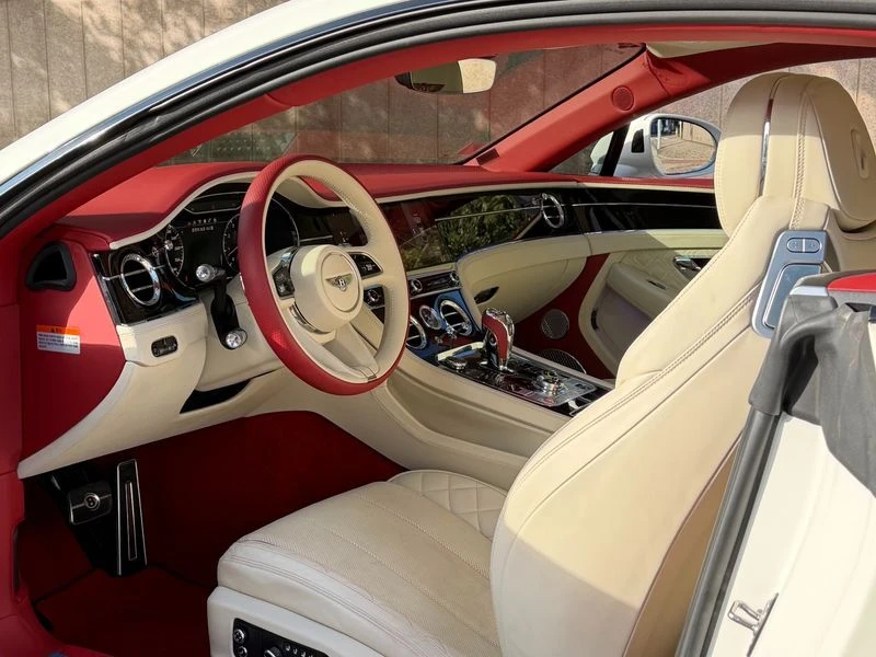 Bentley Continental 4.0 CVD Automatic, снимка 14 - Автомобили и джипове - 55967617
