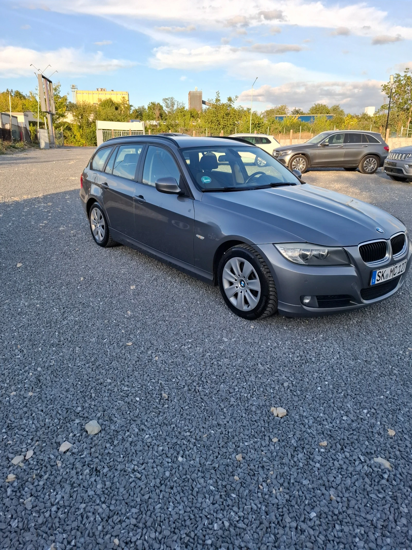 BMW 320, снимка 1