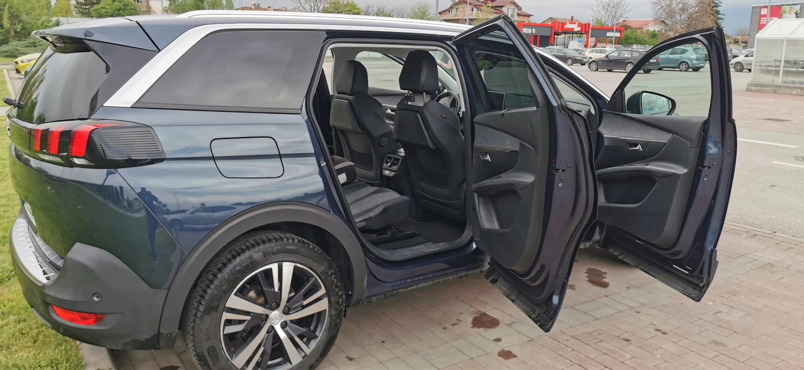 Peugeot 5008 2.0 HDI 177 к.с. ЕАТ8 Allure - изображение 7