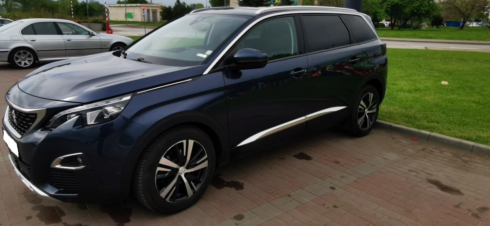 Peugeot 5008 2.0 HDI 177 к.с. ЕАТ8 Allure - изображение 3