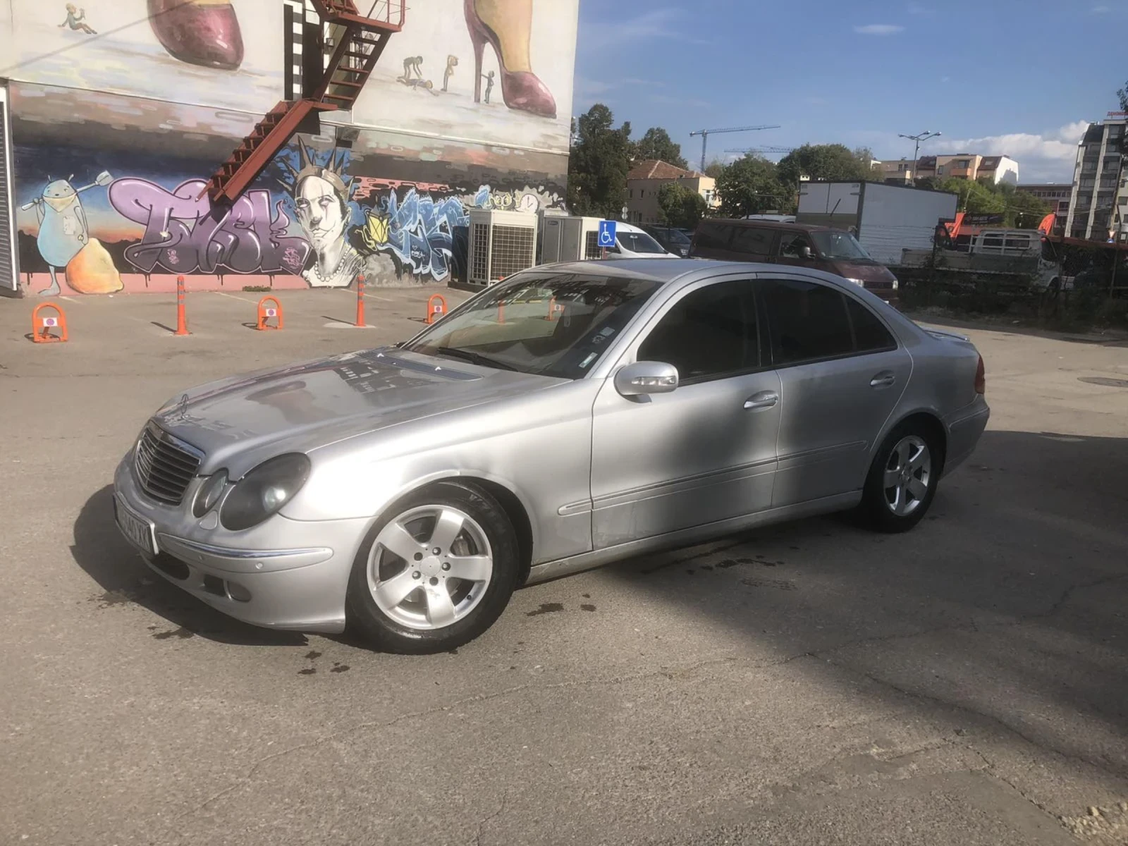 Mercedes-Benz E 320  - изображение 4