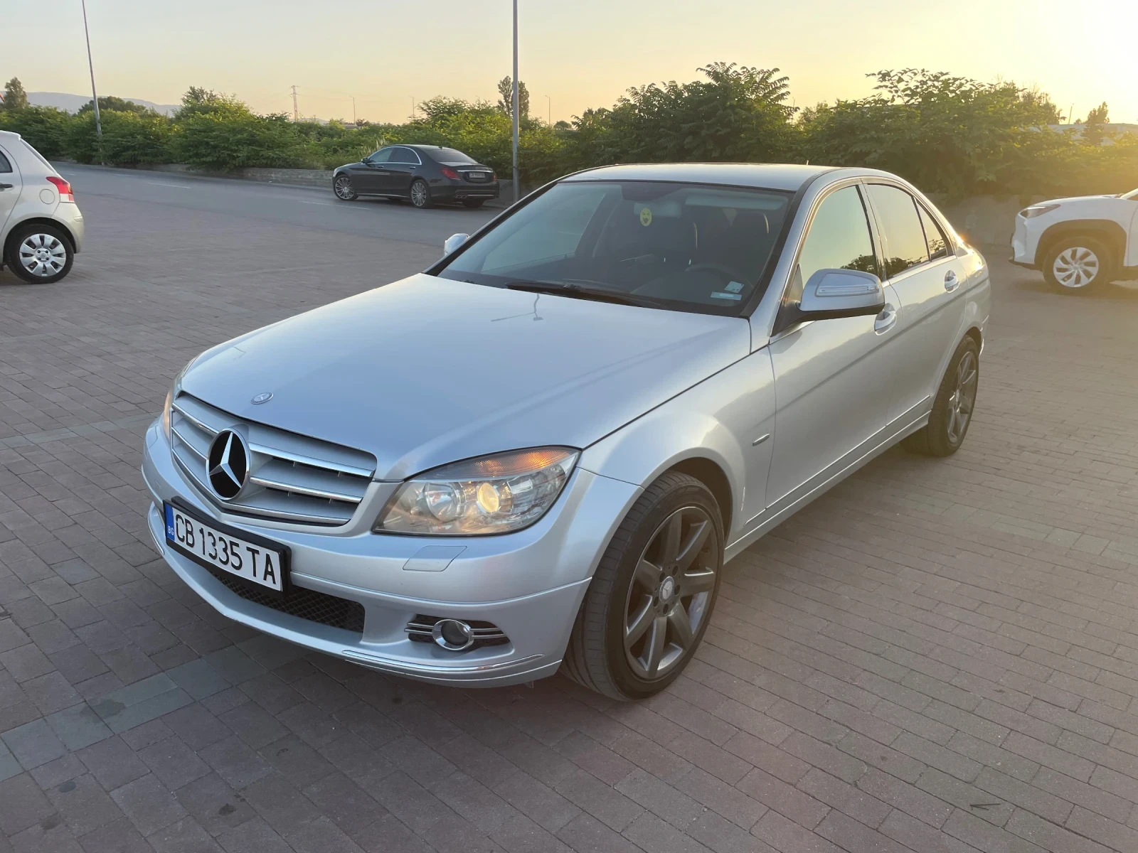 Mercedes-Benz C 220 РЕГИСТРИРАН - изображение 2