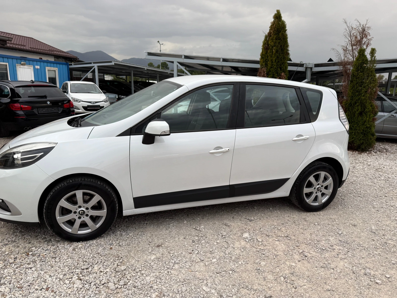 Renault Scenic 1, 5 DCI 110кс. РЕАЛНИ 171000км. - изображение 2