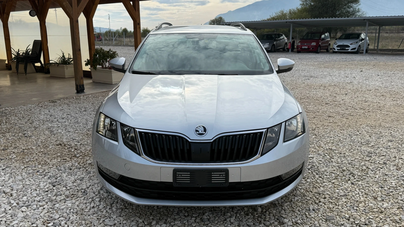 Skoda Octavia 1.6TDI-116ps-EURO 6B-NAVI-LED-НОВ ВНОС ОТ ИТАЛИЯ - изображение 2