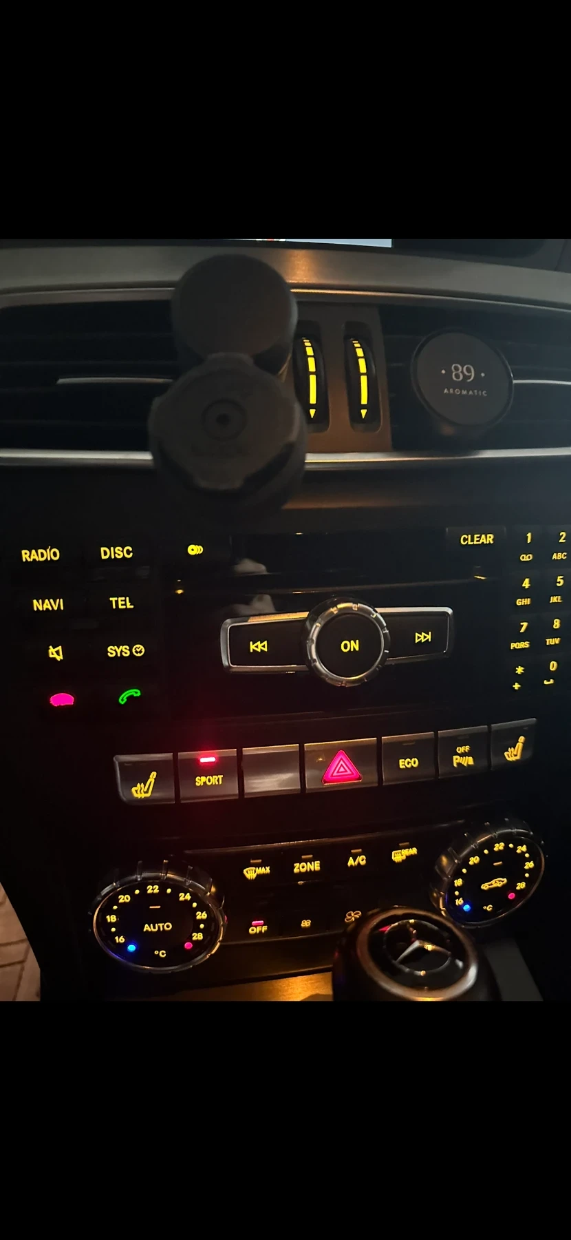 Mercedes-Benz C 350 AMG Line RWD M276 - изображение 10