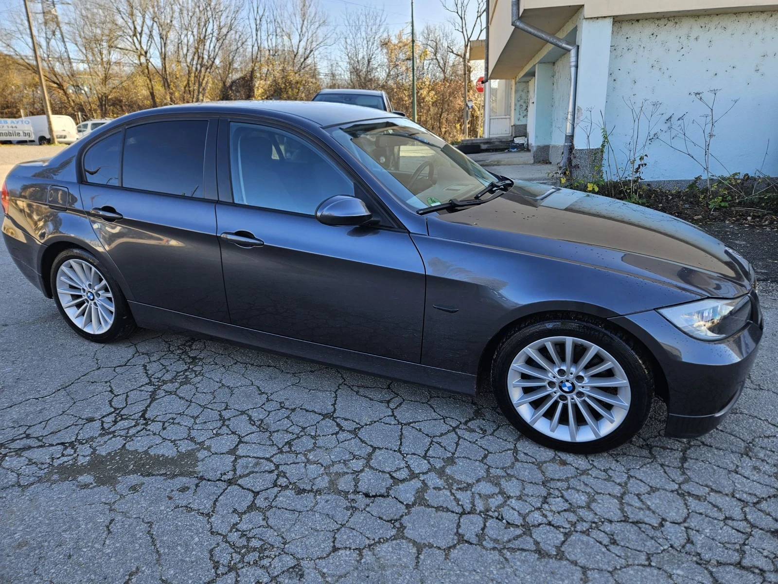 BMW 318 2.0 143к.с - изображение 4