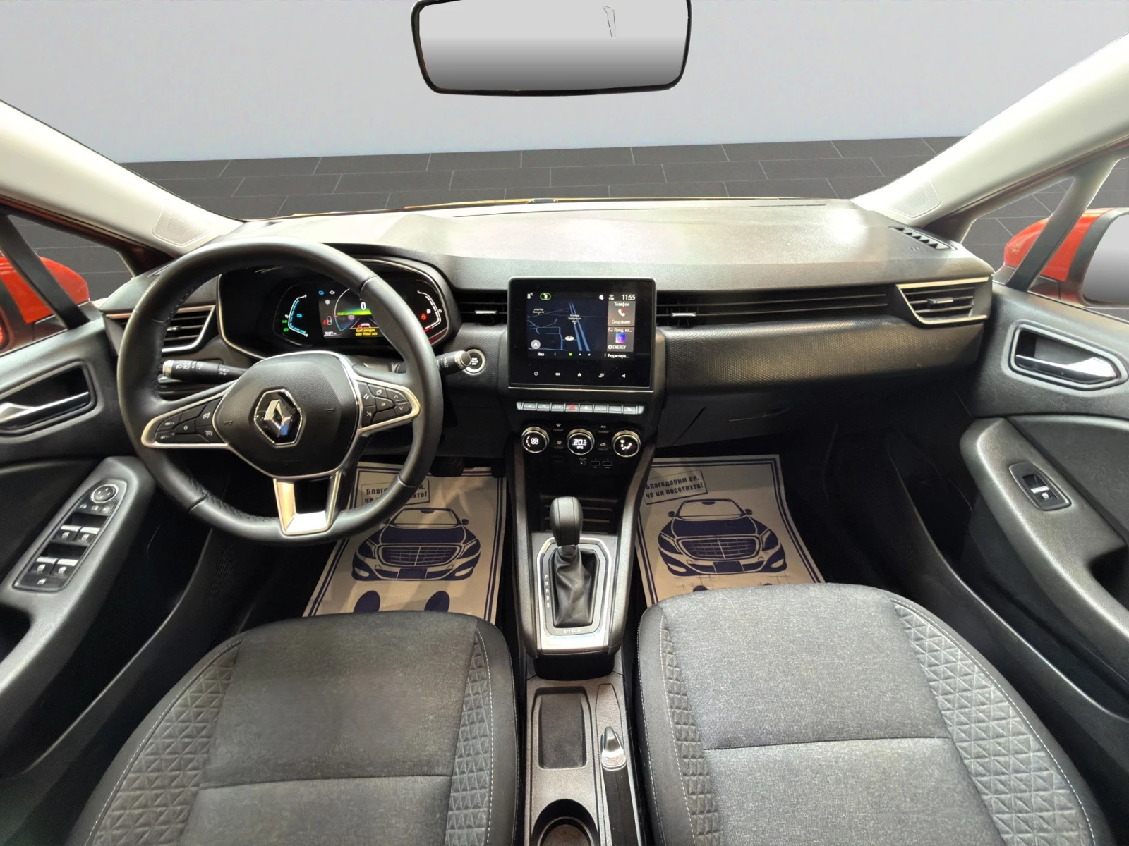 Renault Clio 1.6 E-TECH Hybrid 140 MMT, снимка 9 - Автомобили и джипове - 53876386