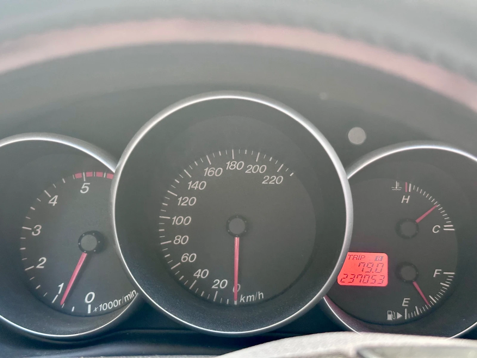 Mazda 3, снимка 8 - Автомобили и джипове - 54530593