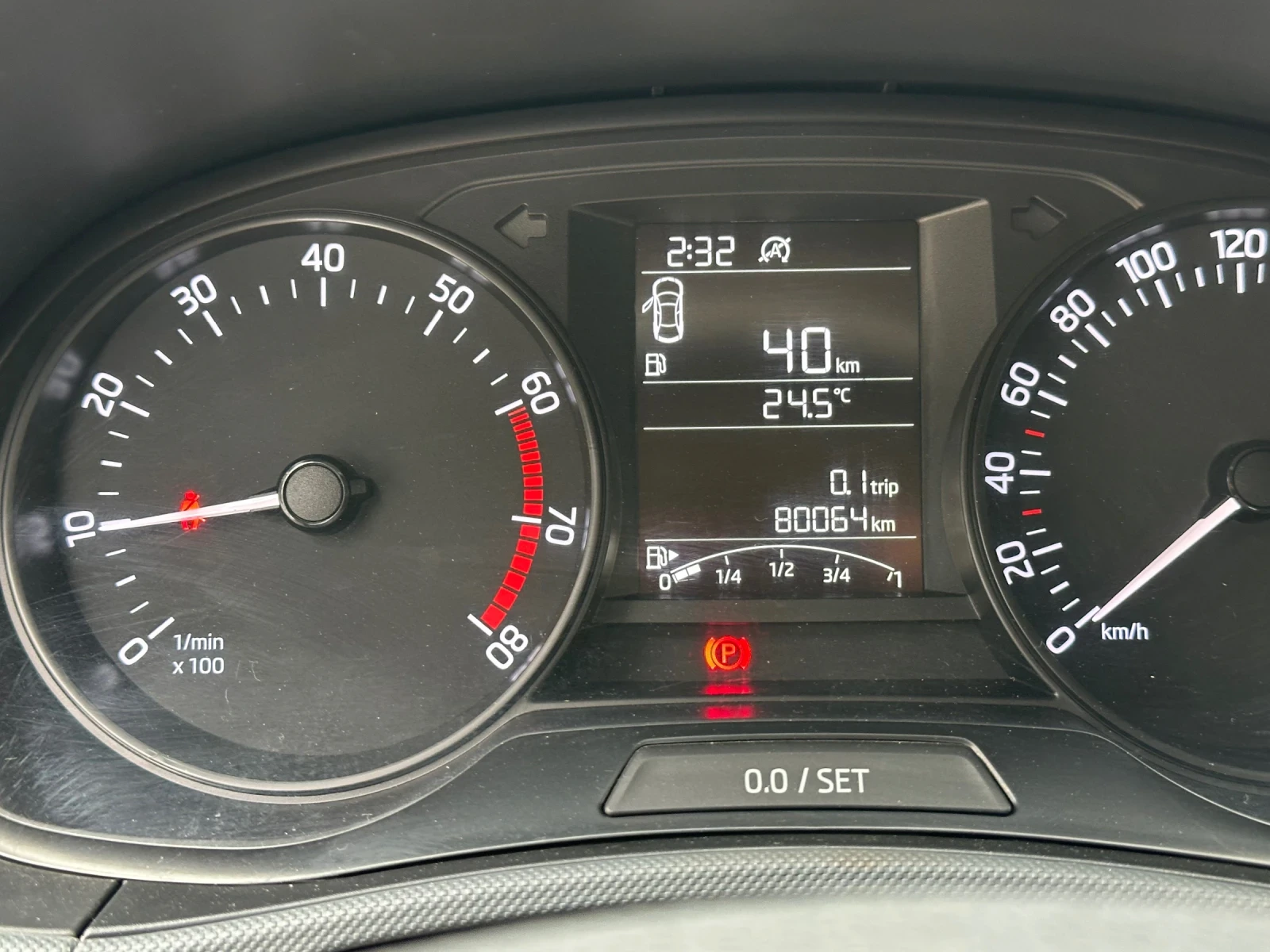 Skoda Fabia 1.0tsi 80000km, снимка 8 - Автомобили и джипове - 54624940