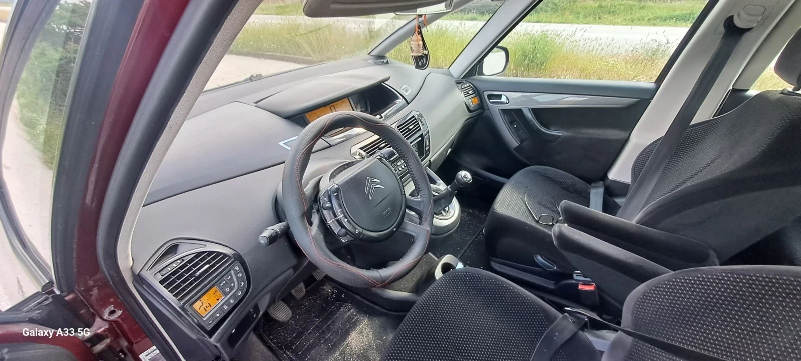 Citroen C4 Picasso 1.8 125, снимка 9 - Автомобили и джипове - 54993403