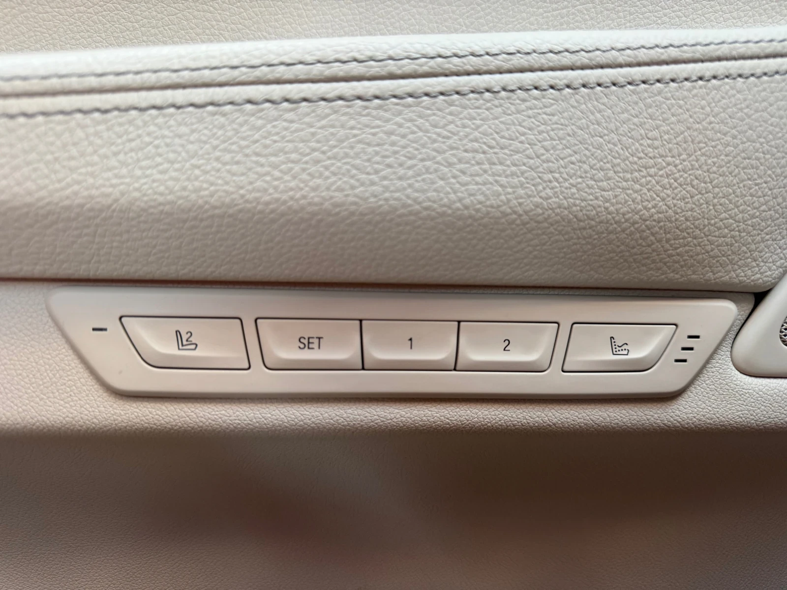 BMW 730 X-DRIVE LUXURY, снимка 16 - Автомобили и джипове - 54699743