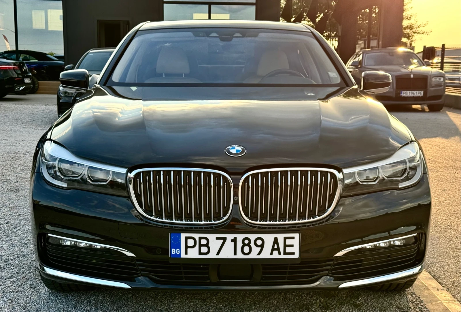 BMW 730 X-DRIVE LUXURY, снимка 2 - Автомобили и джипове - 54699743
