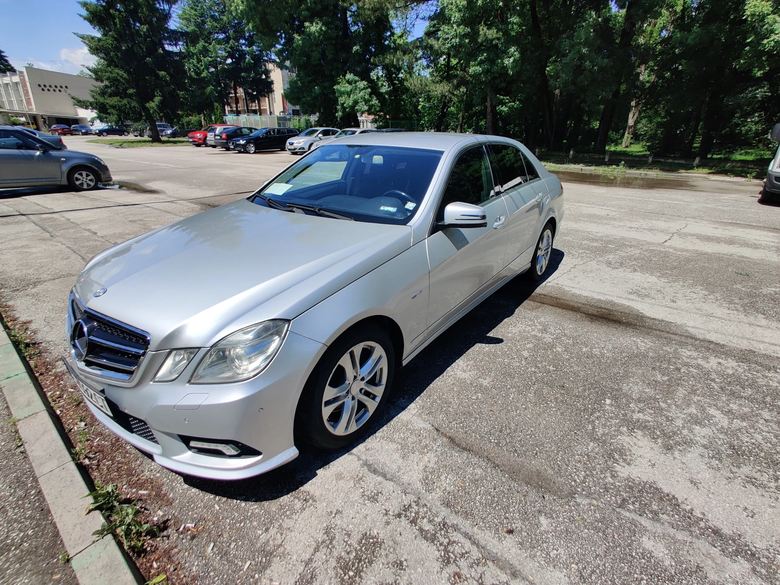 Mercedes-Benz E 250 CDI, снимка 2 - Автомобили и джипове - 54754330