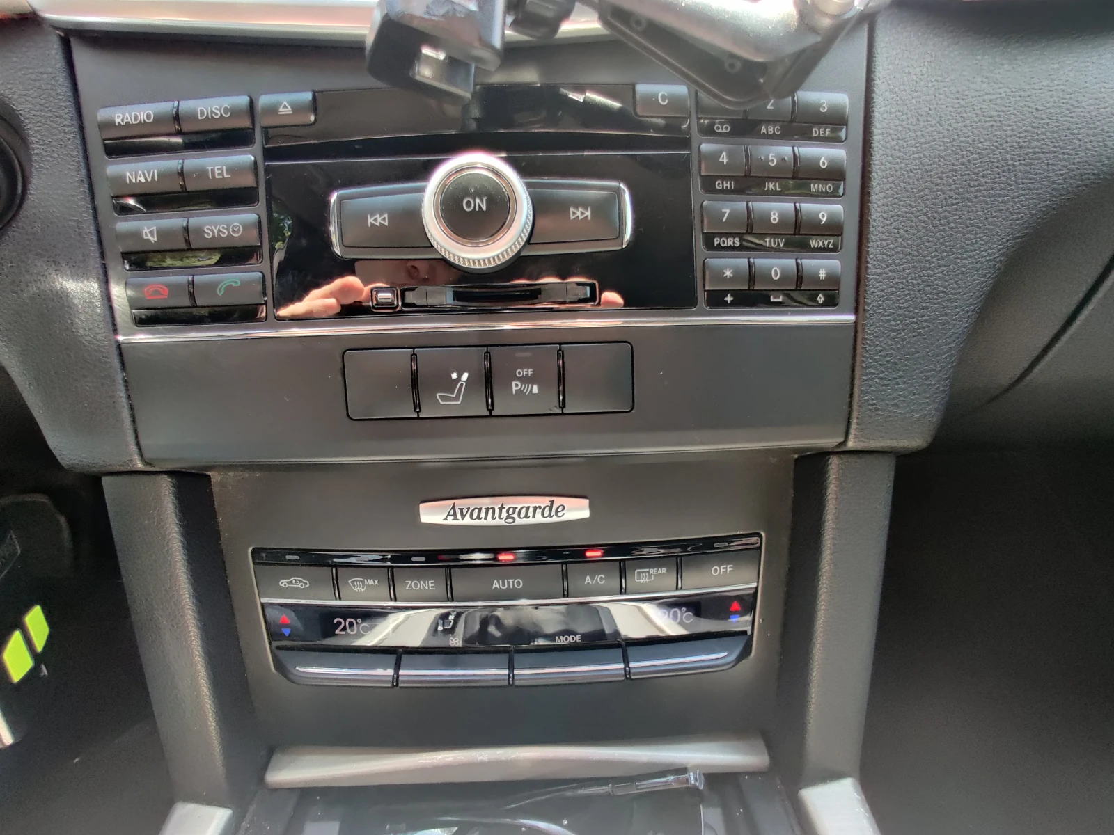Mercedes-Benz E 250 CDI, снимка 10 - Автомобили и джипове - 54754330