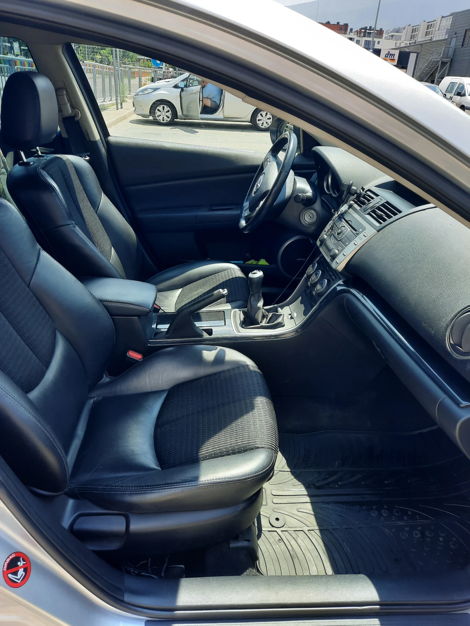 Mazda 6 2.0 d, снимка 8 - Автомобили и джипове - 54931788
