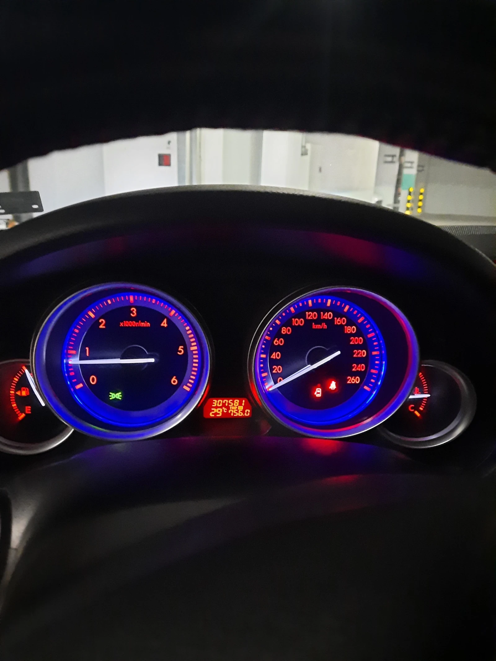 Mazda 6 2.0 d, снимка 6 - Автомобили и джипове - 54931788