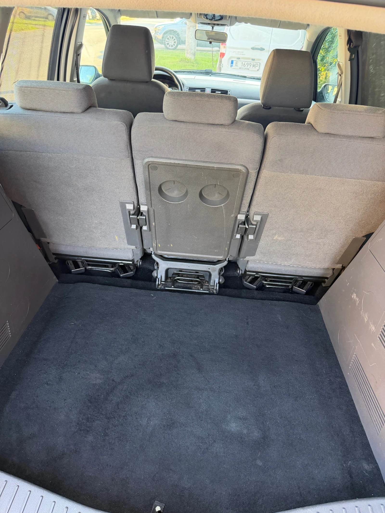 Ford C-max, снимка 7 - Автомобили и джипове - 54980142