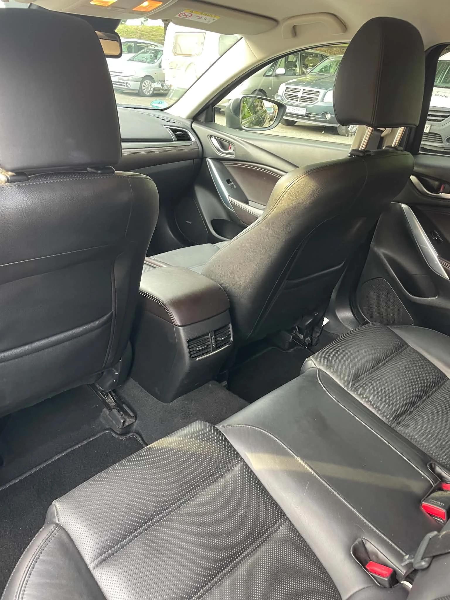 Mazda 6 Skyactiv 2, 2D , снимка 13 - Автомобили и джипове - 55348770