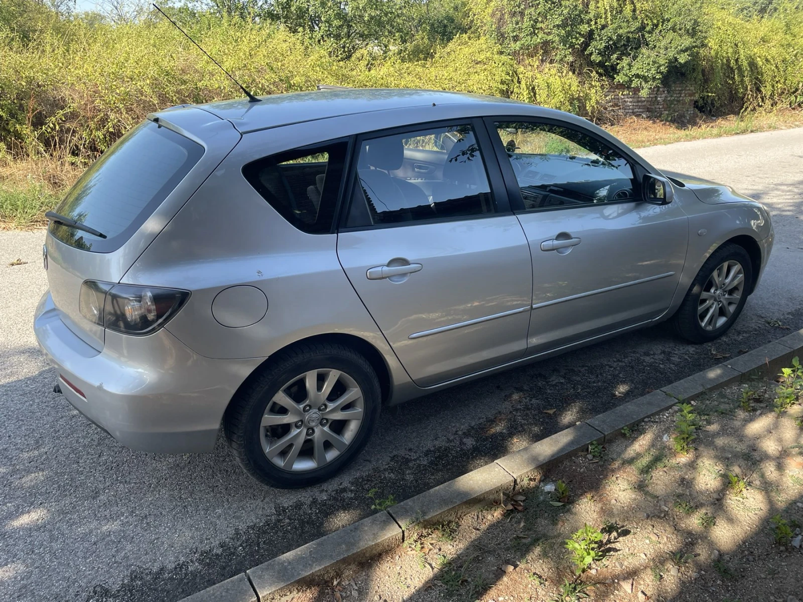 Mazda 3 2.0 MZR-CD 143 hp, снимка 10 - Автомобили и джипове - 55425831