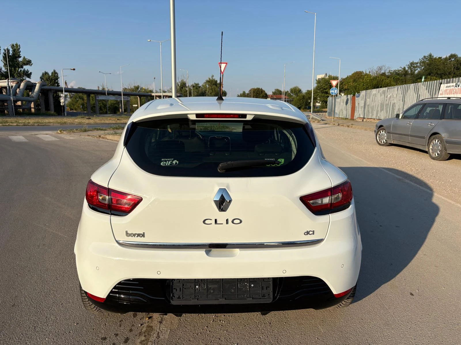 Renault Clio 1.5dci face, снимка 8 - Автомобили и джипове - 56162023