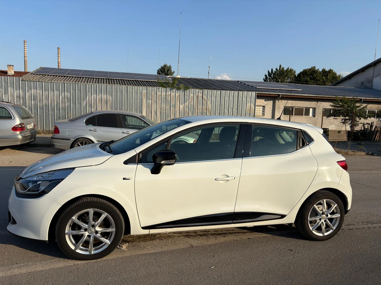 Renault Clio 1.5dci face, снимка 3 - Автомобили и джипове - 56162023