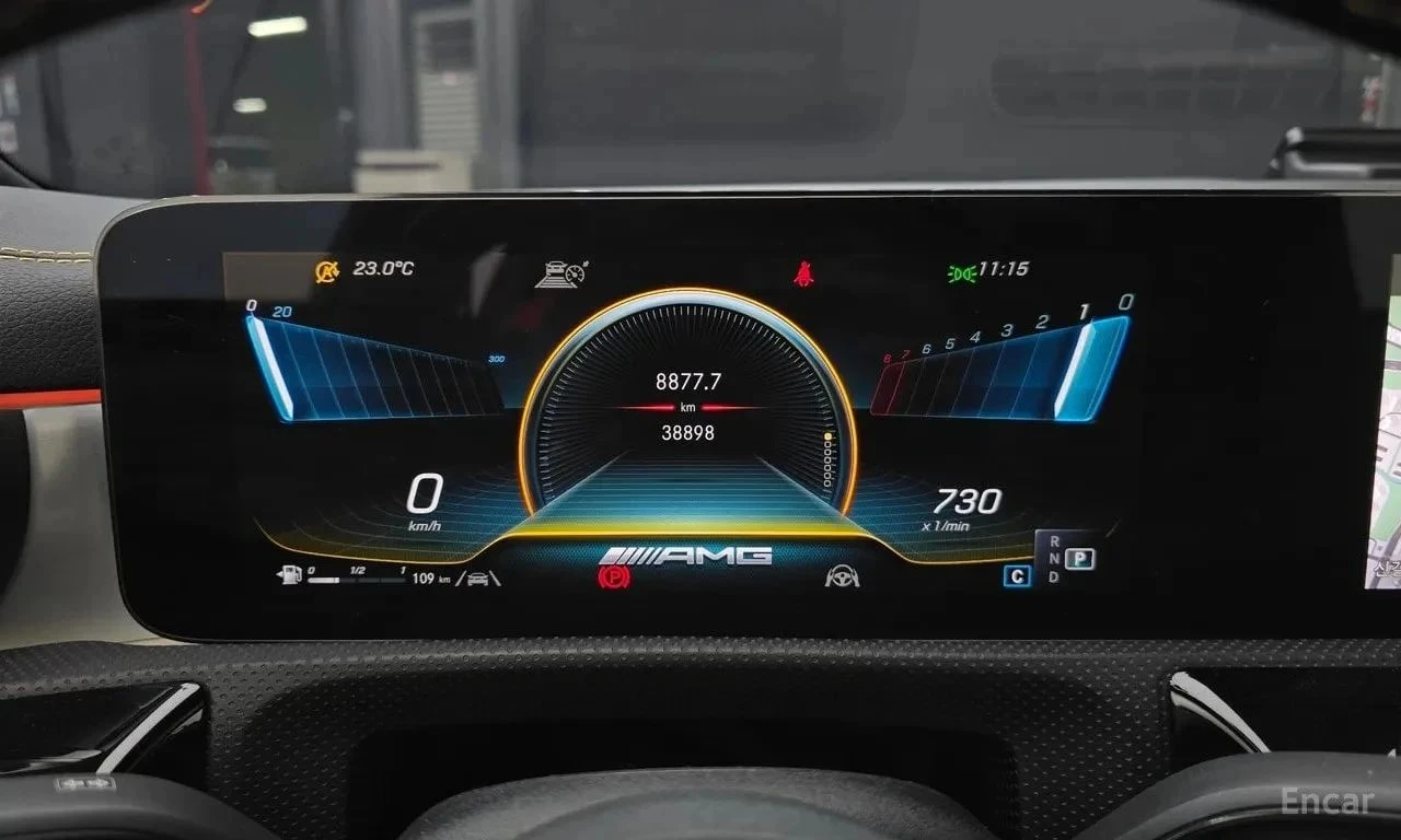 Mercedes-Benz CLA, снимка 8 - Автомобили и джипове - 56738037