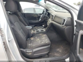 Kia Sportage ПОДГРЕВ* КАМЕРА* КЕЙЛЕС* LANE* ASSIST, снимка 12