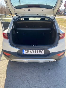 Kia Stonic 1.4   Navi , Камера 34000 км, снимка 10