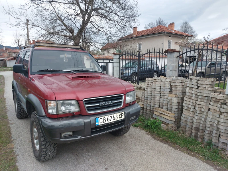 Isuzu Trooper 3.0 TDI, снимка 8 - Автомобили и джипове - 46959666