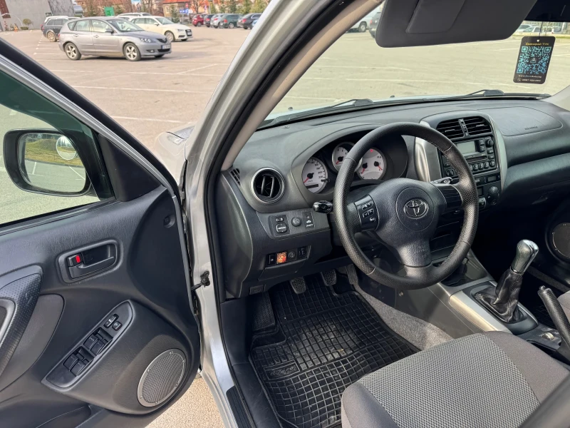 Toyota Rav4 2.0 VVTI 4x4 Face/Body Lift/Italy, снимка 11 - Автомобили и джипове - 48443002